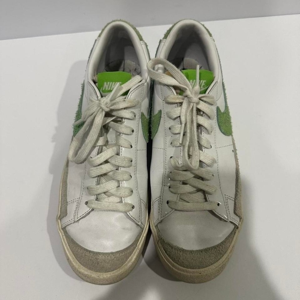 Nike Blazer Low '77 Soccer Sneakers men's 8.5/woman's 10.5 - Picture 3 of 8
